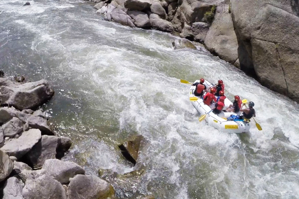 colorado whitewater rafting through Browns Canyon