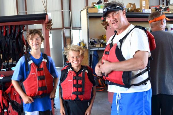 whitewater rafting forward paddle stroke