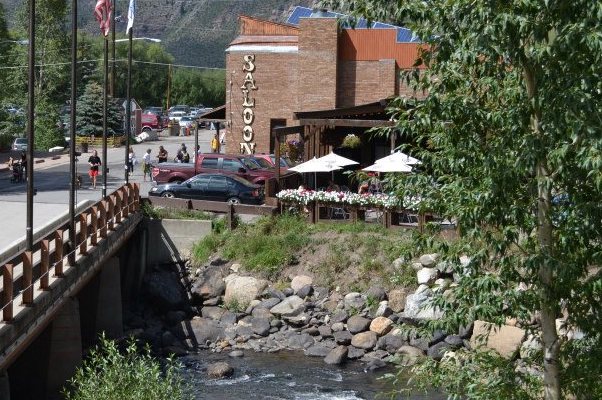 minturn saloon vail